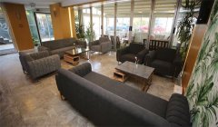 卡地亚腕表意外损伤后，如何巧妙修复？