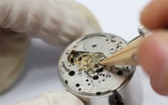 欧米茄手表表蒙有划痕处理办法是什么